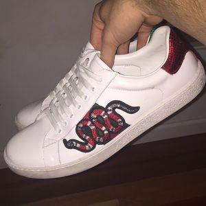 gucci boots snake